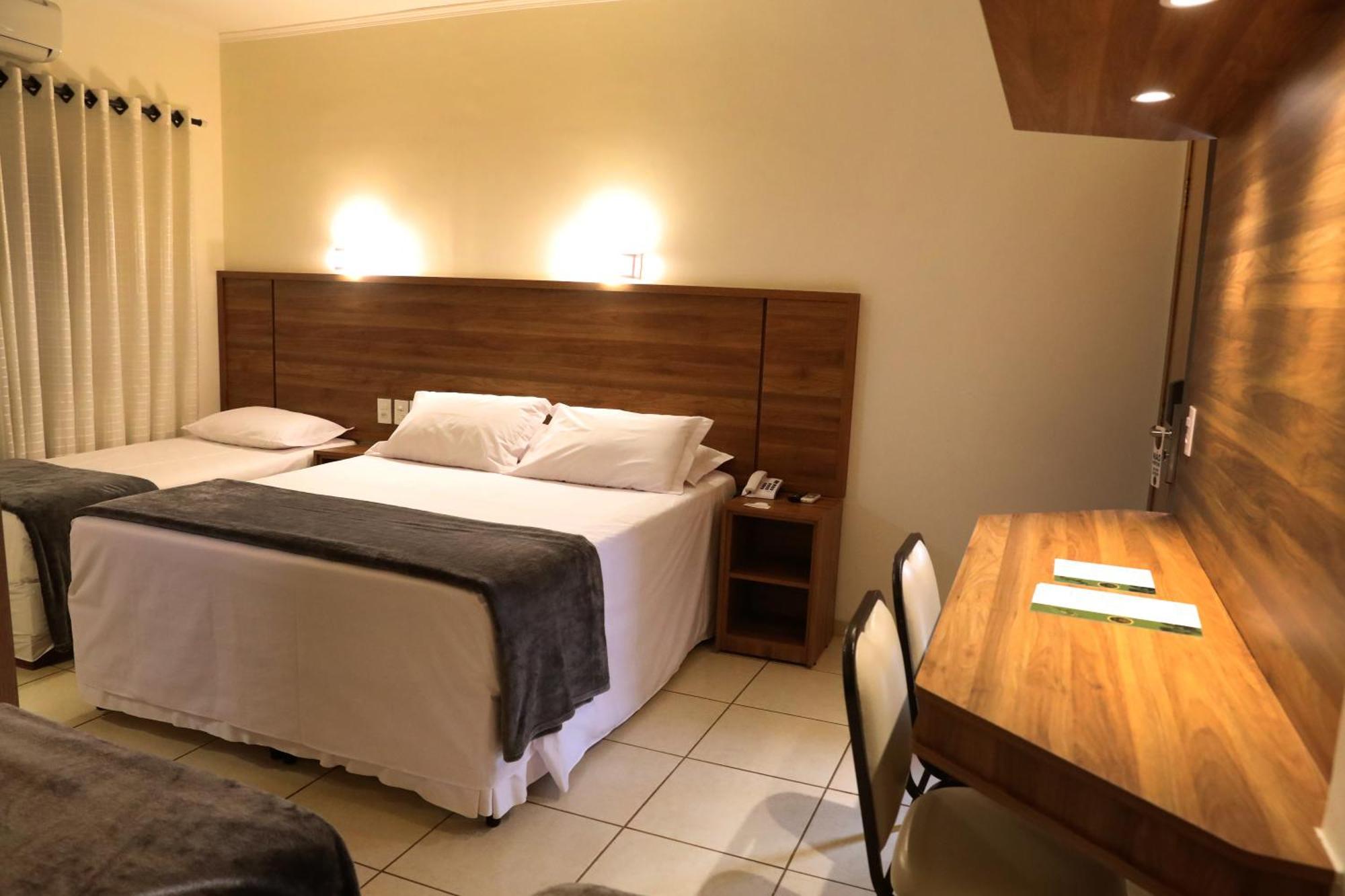 Hotel Roda D'Agua Andradina Cameră foto