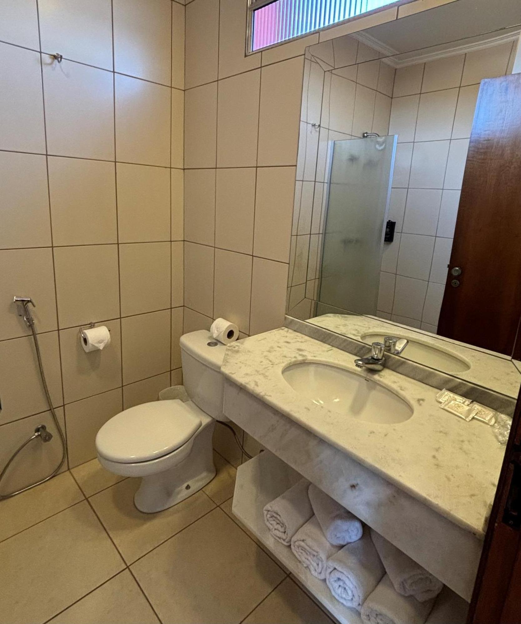 Hotel Roda D'Agua Andradina Cameră foto